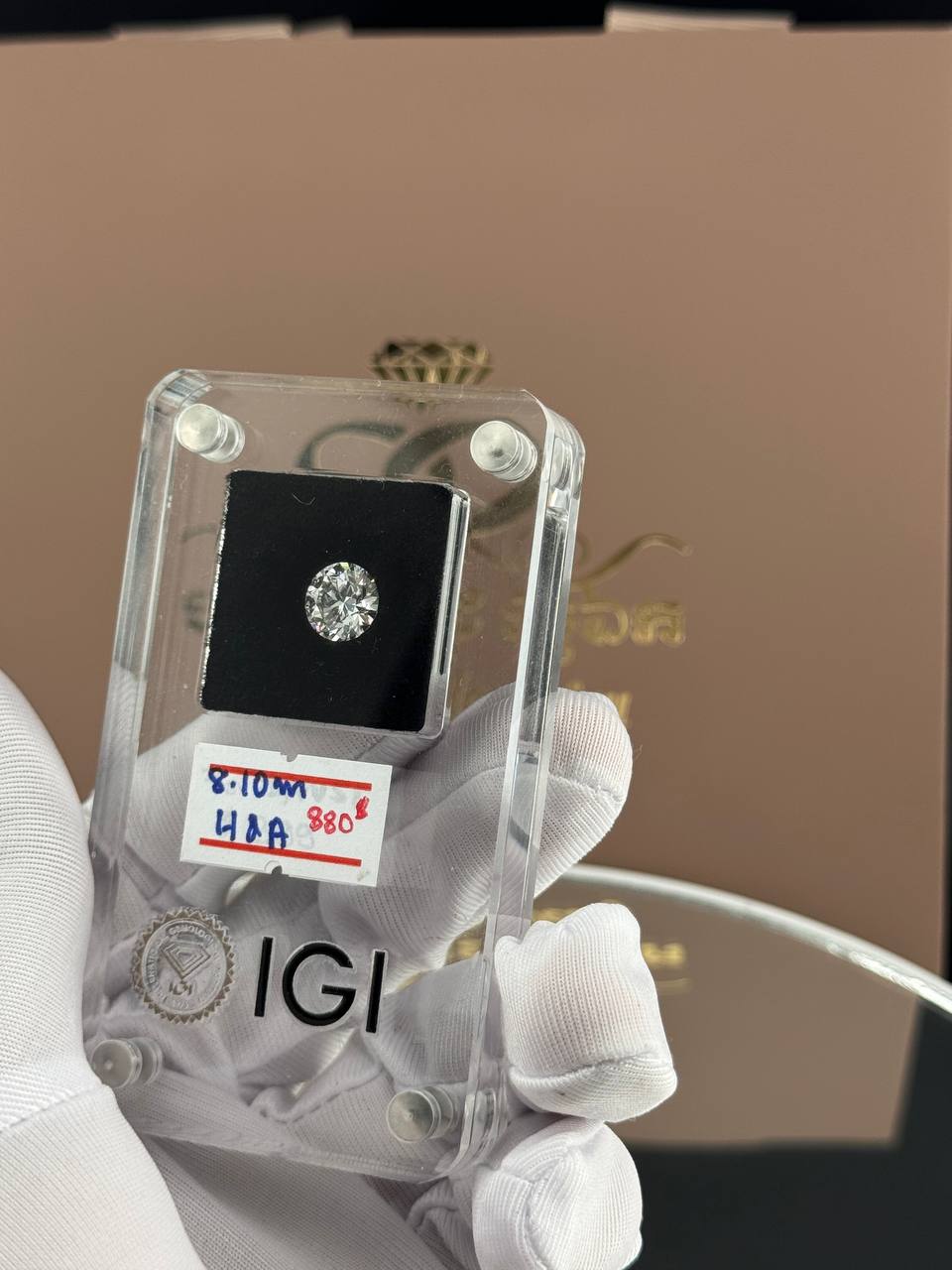 PROD-28 ពេជ្រ IGI 8.10M H&A