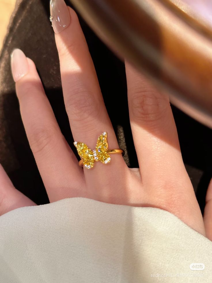 PROD-38 Batterfly Ring